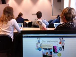 Ein Tag im Leben der Working Land-Mama