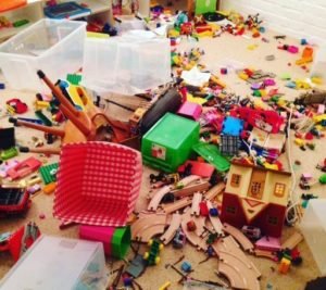 Freundschaften – kann man sie einfach so aussortieren wie überflüssiges Spielzeug?