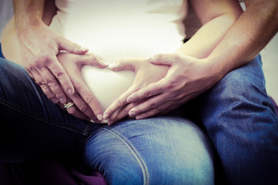 Leserfrage: Wie vorsichtig muss man in der Schwangerschaft wirklich sein?