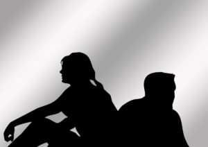 Leserfrage von Julia: Wie geht Ihr mit Eifersucht auf den Mann um?