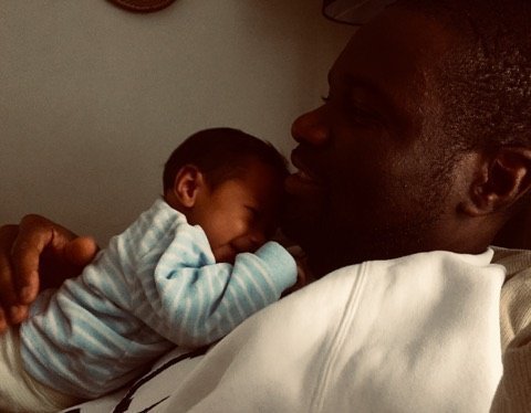 Interview mit Sonja: Der Vater meines Babys wurde nach Nigeria abgeschoben
