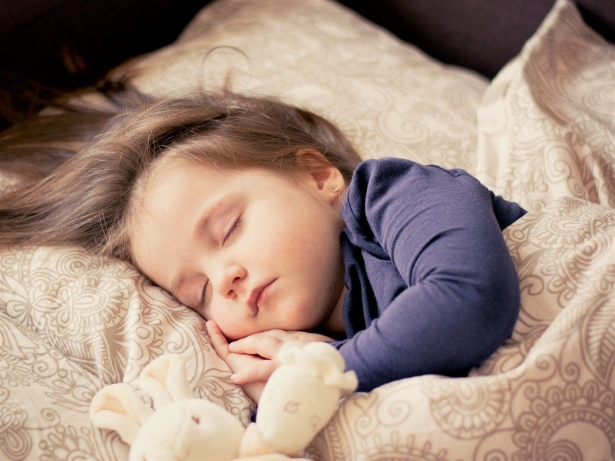 Leserfrage: Unsere Tochter schläft nachts nicht durch