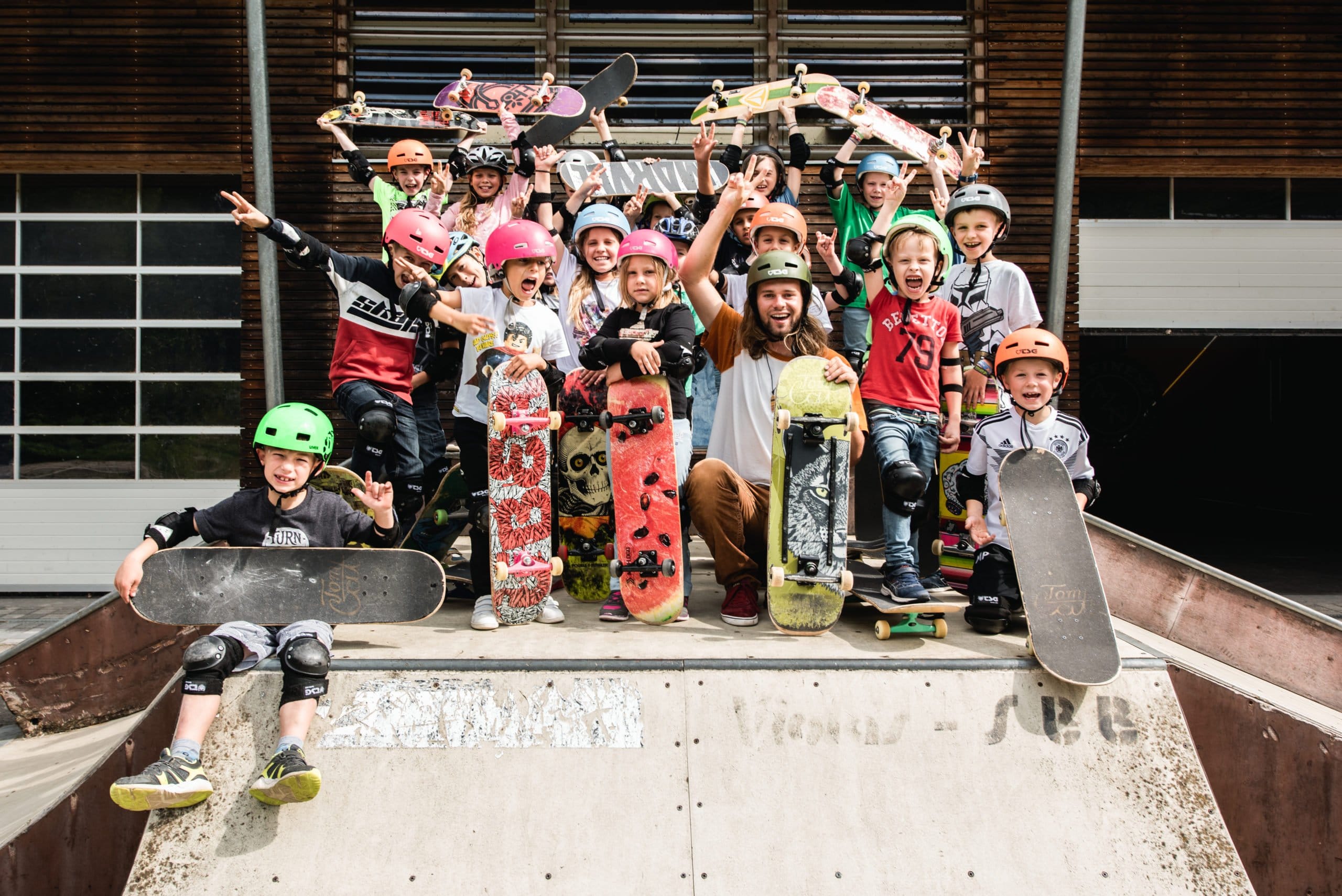 Skateboard fahren – der ideale Sport, um Kids Selbstvertrauen zu geben