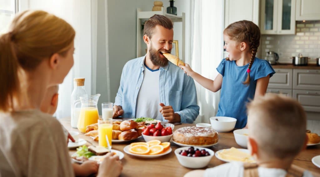 Samsung Frügstück 1 1024x568 - Helfer im Haushalt: Das entlastet Euren Familien-Alltag Samsung Frügstück 1 1024x568 - Helfer im Haushalt: Das entlastet Euren Familien-Alltag - Was wir alles leisten müssen - unglaublich! Deshalb stellen wir Euch hier ein paar echt tolle Helfer vor:
