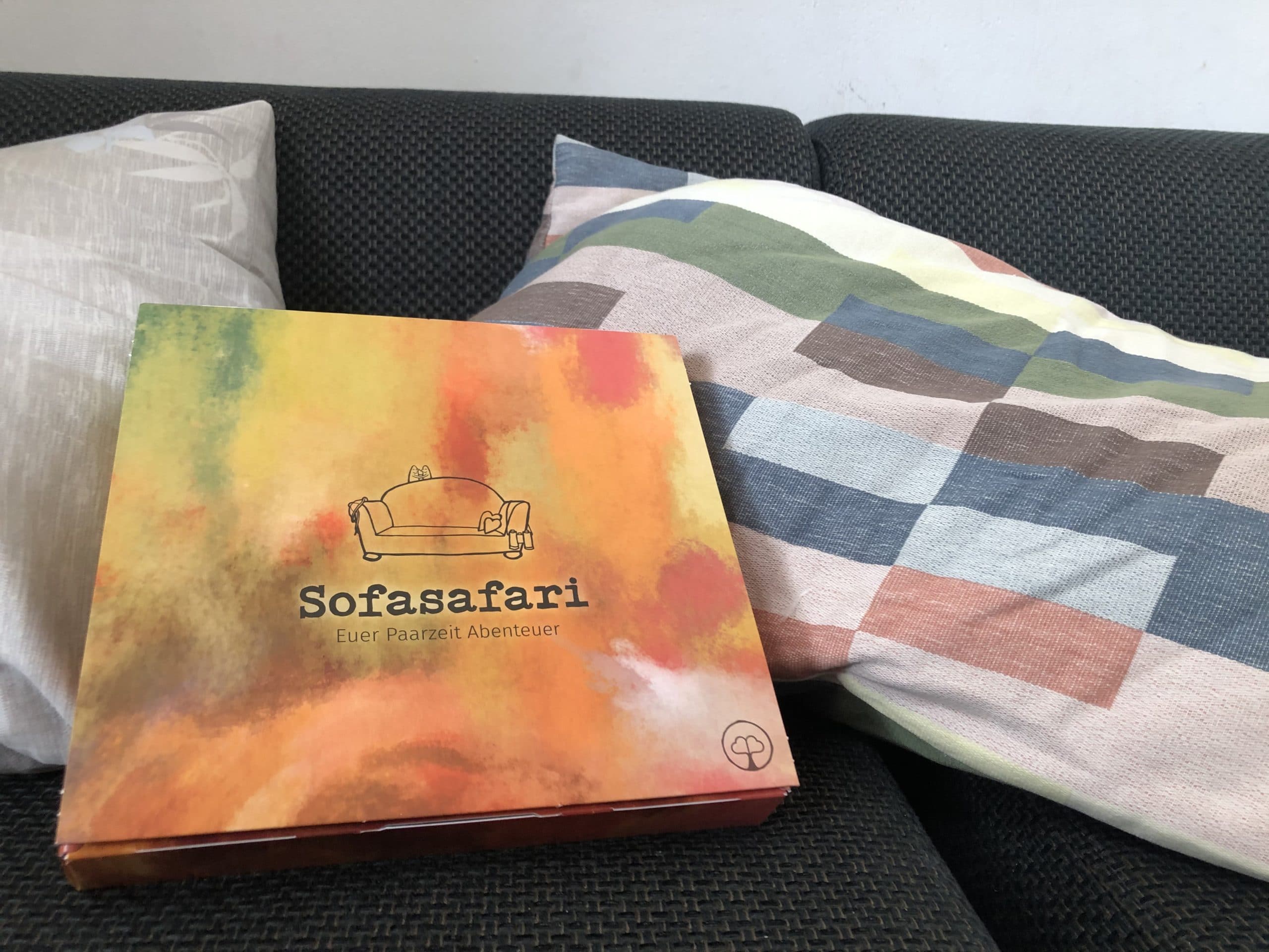 Sofasafari: Endlich mal wieder Paarzeit zu zweit – ganz easy zu Hause!