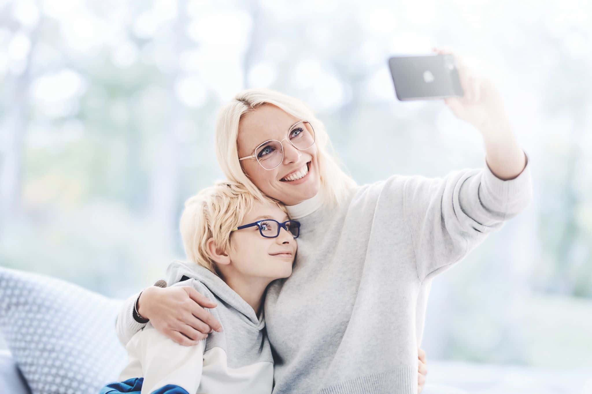 Mein Kind braucht eine Brille: Wie wir die Augen durch gute Brillengläser schützen