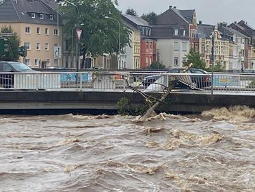 Verzweifelt nach der Flut: Wie sollen wir wieder Mut fassen?