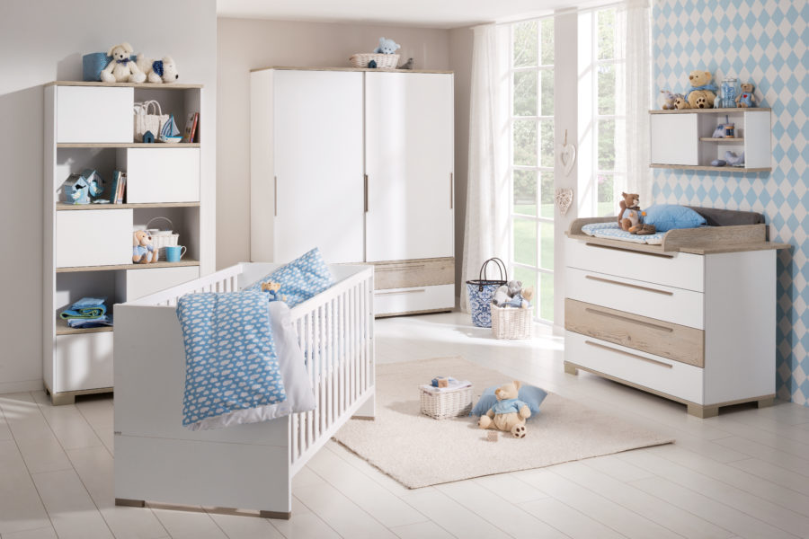 Im eigenen Babybett: Schlaf, Kindlein, schlaf!