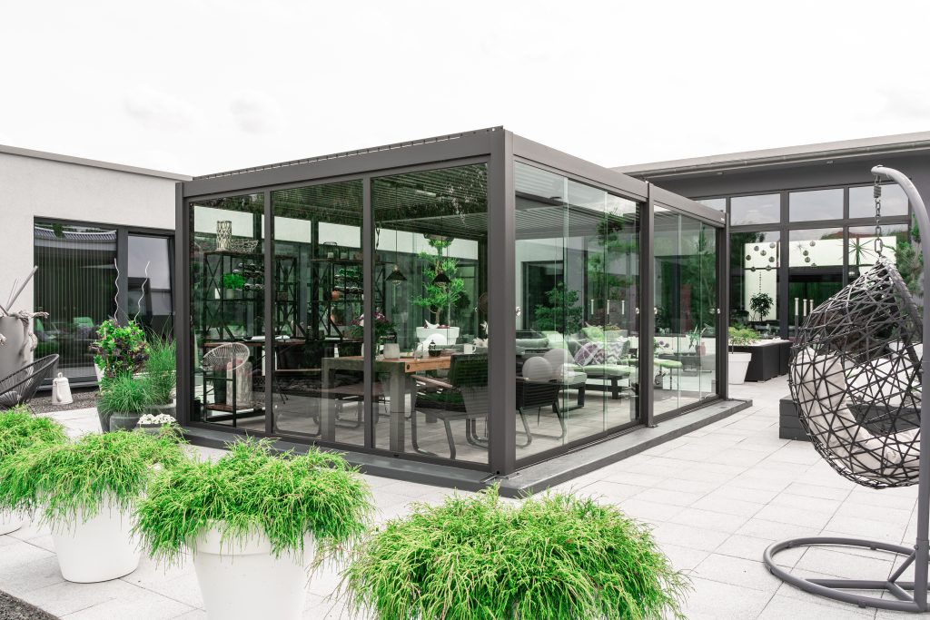 Terrassenupgrade gefällig? Mit einer Pergola von PERGOLUX wird das Gartenglück perfekt! 7 Pergola