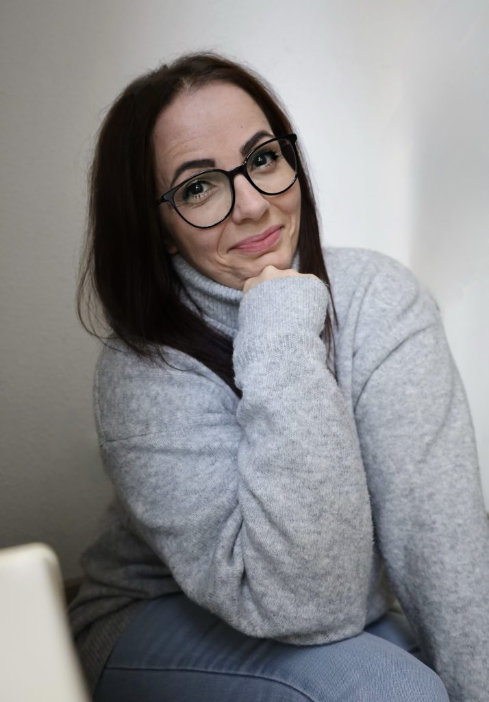 Teenager: "Lern Mathe oder ich geh nackt zum Elternsprechtag!“ 2 Teenager