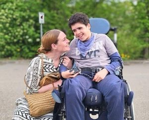 Pflegebedarf: Ich finde keine Einrichtung für meinen Sohn 10 Pflegebedarf
