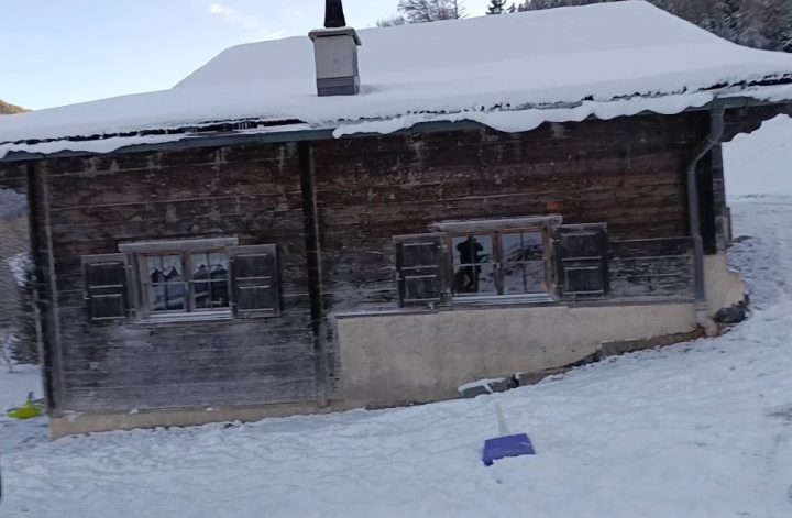 Hütte