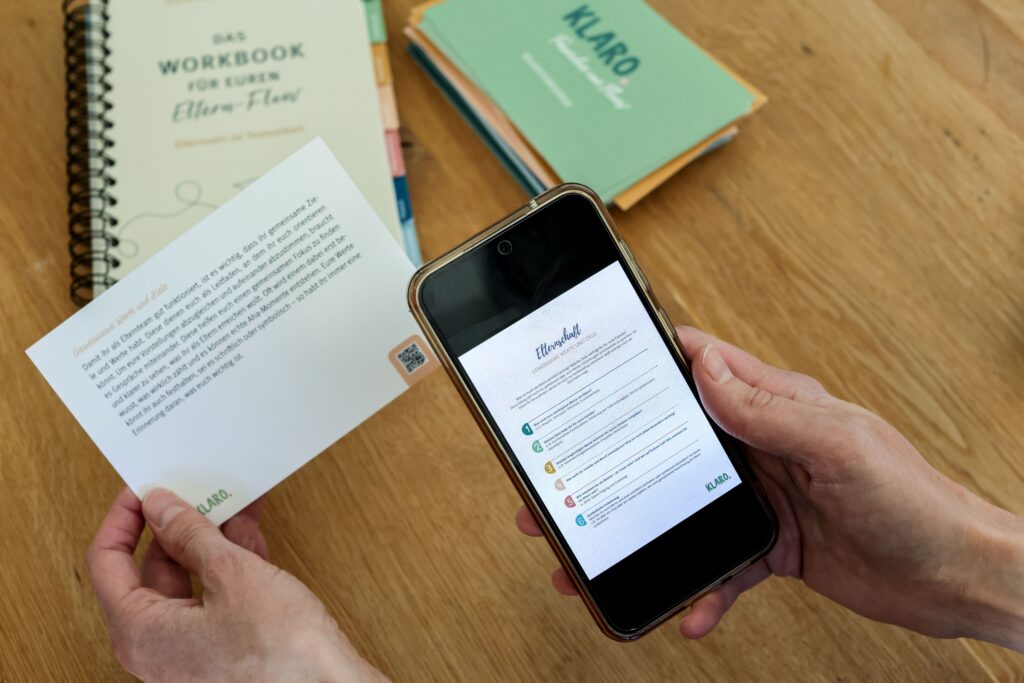 KLARO.: Das Selbstcoaching-Set für Eltern, das entlastet 3 23april2026 0087123